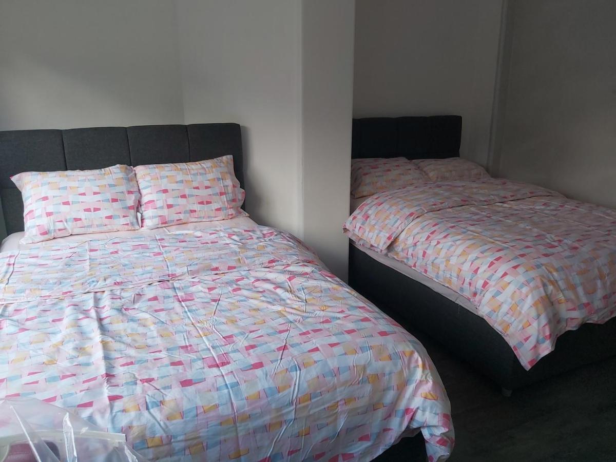 Sint-Pieters Station Rooms Gand Esterno foto